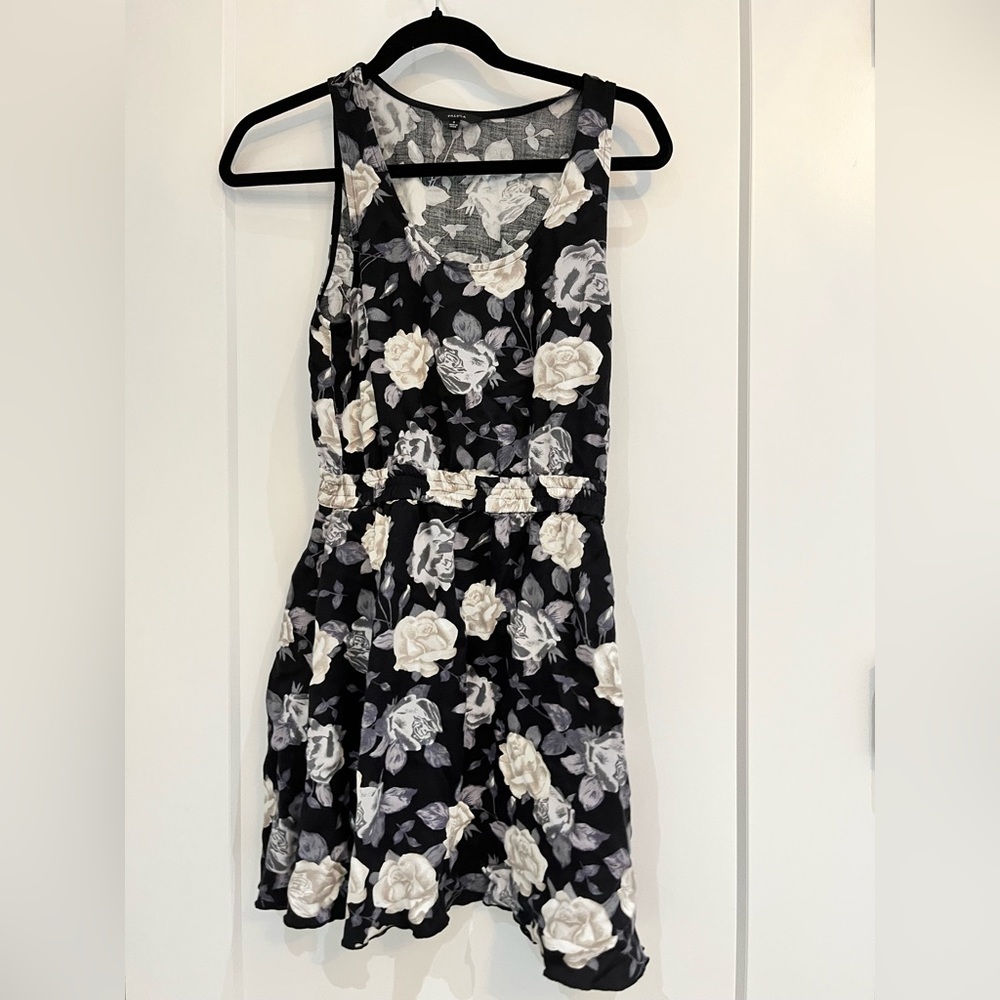 Aritzia Talula Roppingi Floral Mini Dress | Summer Dress With Pockets